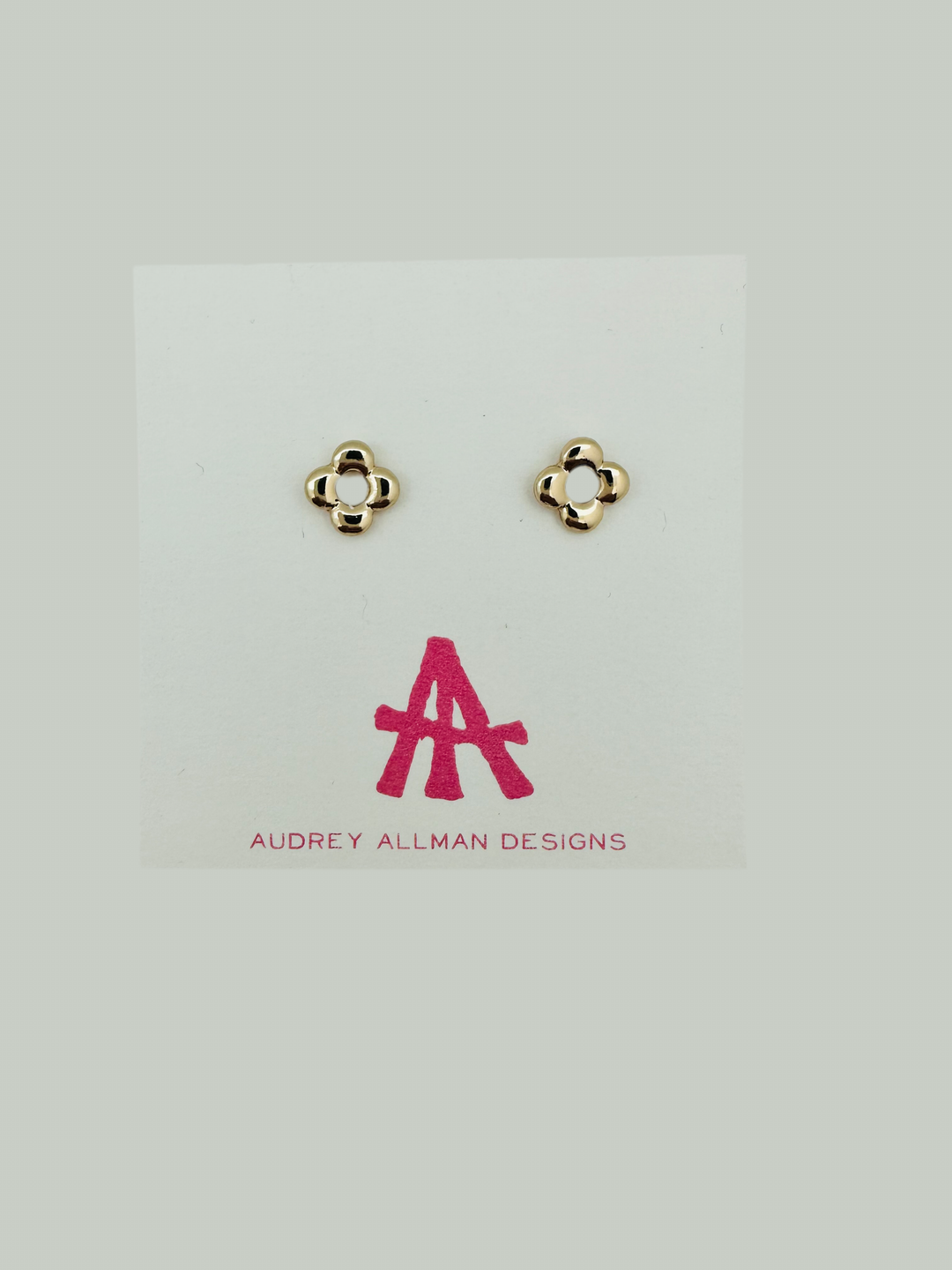 Open Daisy Stud Earrings