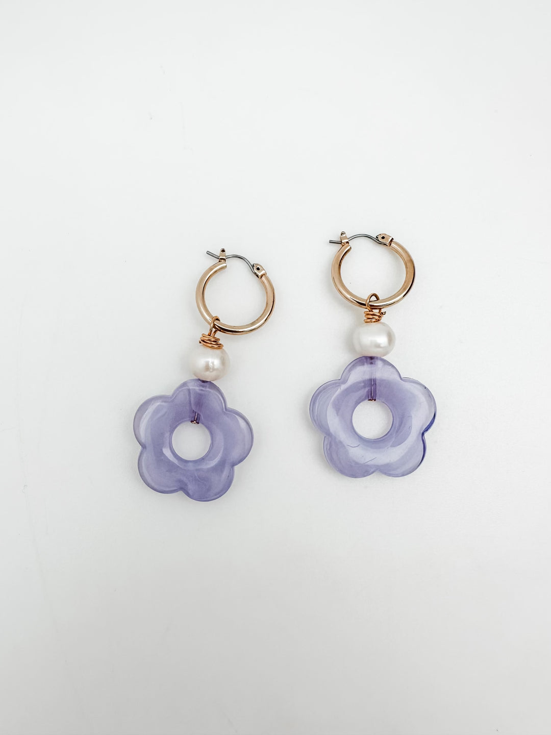 Bloom Acrylic and Pearl Drop Earring
