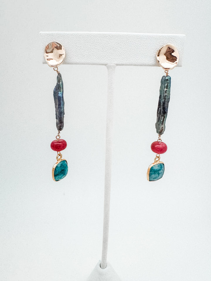 Emerald and Pearl Drop Earring