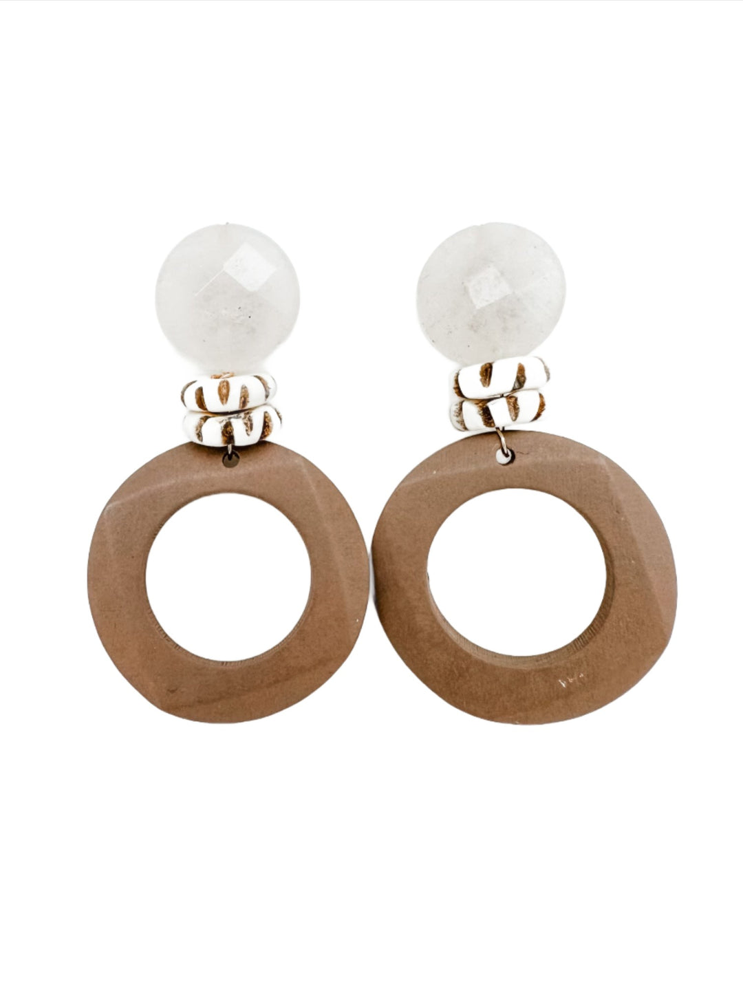 Brown wood earring with rose quartz post