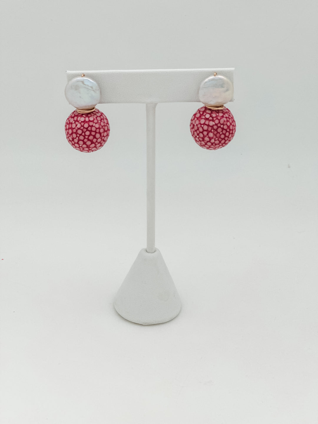 Lulu Stingray Earring