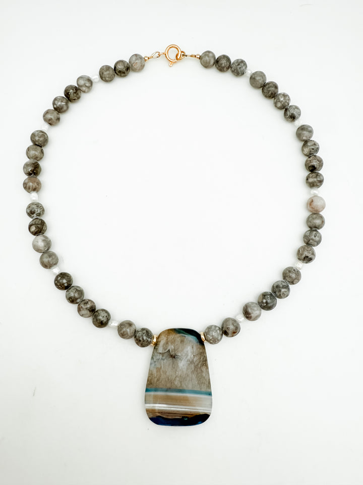 Gray Jasper and Agate Pendant Necklace