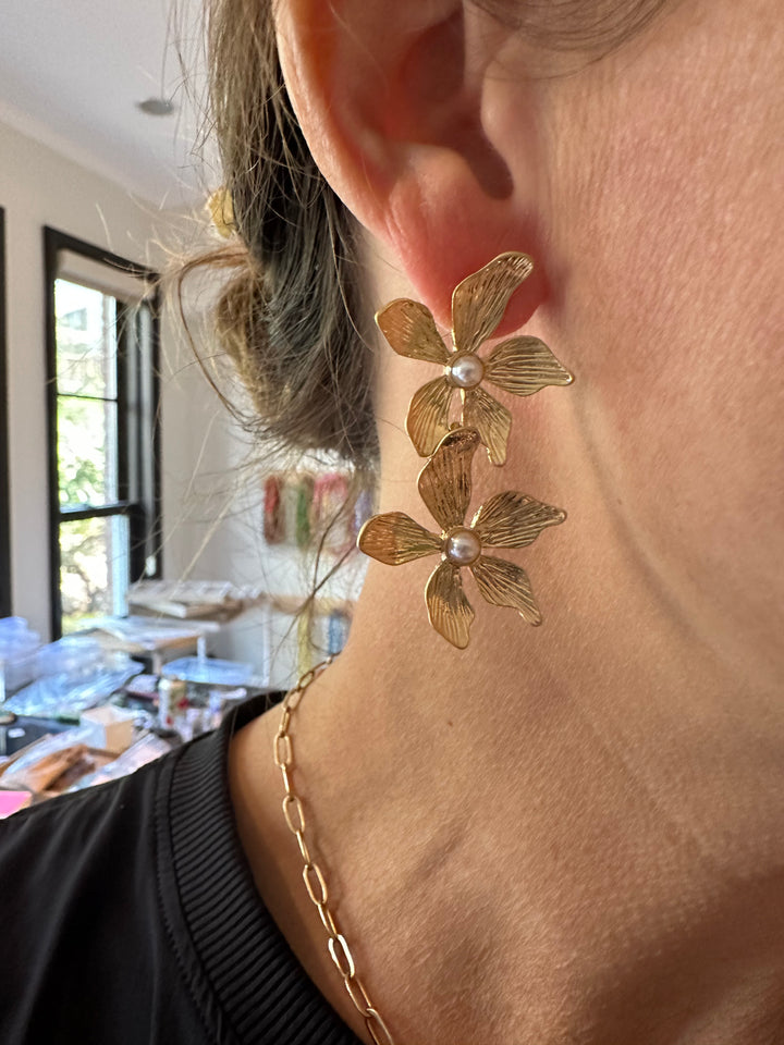 Double Gold Flower Earring